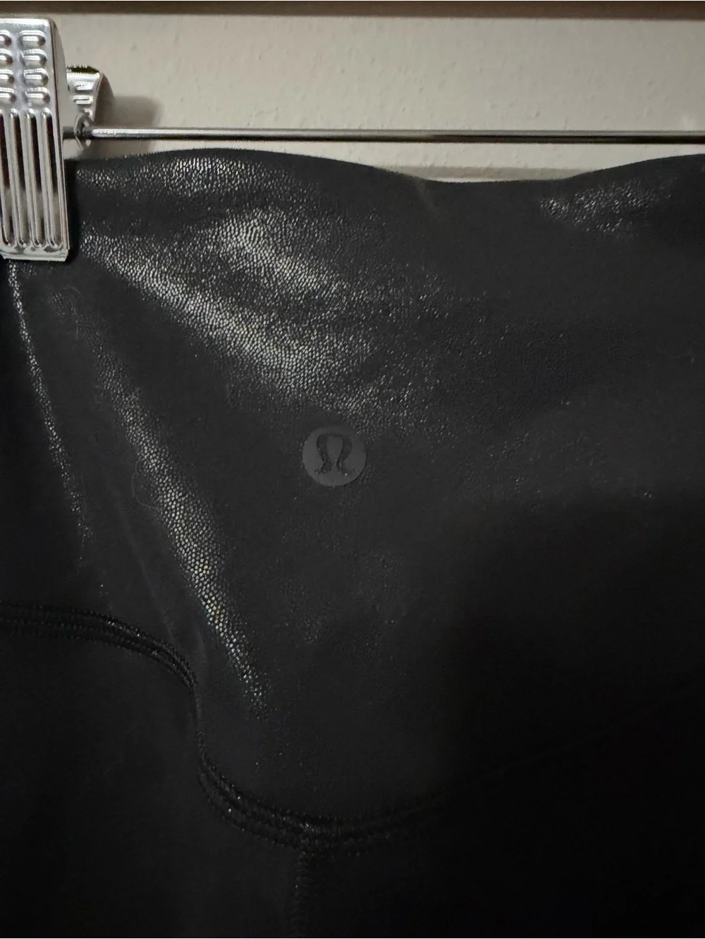 Lululemon Black Foil High Rise Leggings Size 4 - Picture 5 of 7